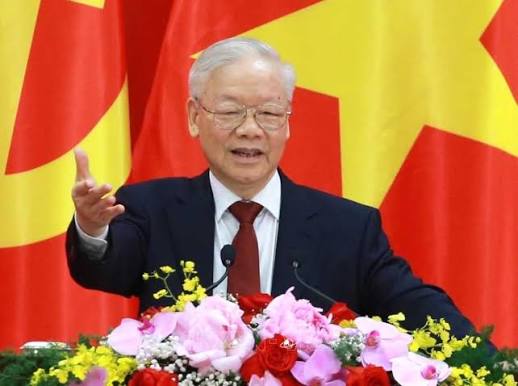 Người thầy giáo trở thành nhà quân sự