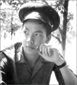 Anh hùng Vũ Xuân Thiều (1945–1972) – người phi công phi đội đêm dũng cảm của Quân chủng Phòng không - Không quân, người đã lao thẳng chiếc máy bay MiG-21 vào pháo đài bay B-52 của Mỹ trên bầu trời Sơn La.