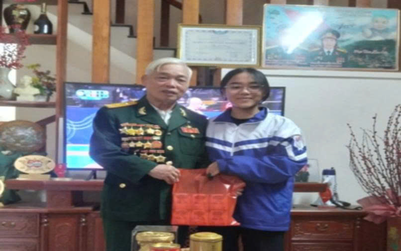 Tập thể lớp 10C9, Trường THPT Bỉm Sơn