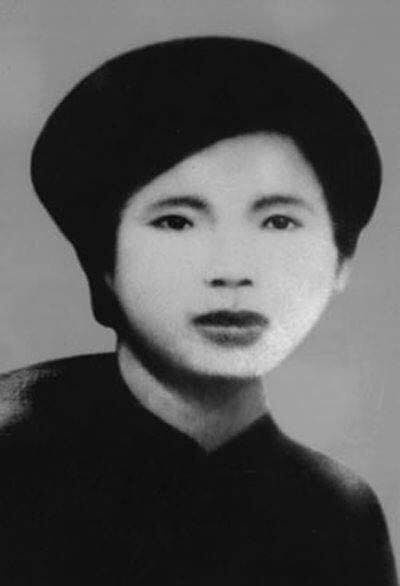 Người con gái Núi Đôi
