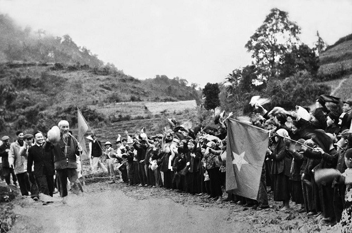 câu chuyện lịch sử 206
