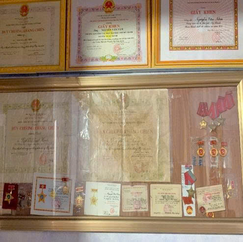 CÂU CHUYỆN THỜI HOA LỬA – DẤU CHÂN NGƯỜI LÍNH KHÔNG MỎI