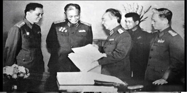 Đại tướng Lê Trọng Tấn – Vị tướng xông pha trận mạc, tấm gương sáng giản dị mà cao đẹp