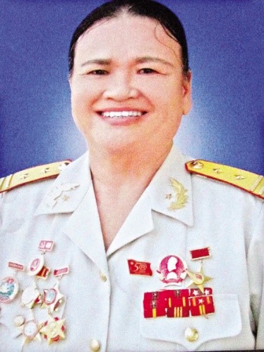 Nữ anh hùng tải đạn