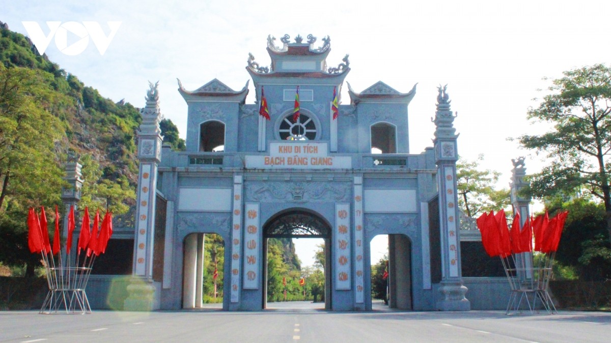 HƯNG ĐẠO ĐẠI VƯƠNG TRẦN QUỐC TUẤN – VỊ ANH HÙNG VÀ BÀI HỌC GIỮ NƯỚC
