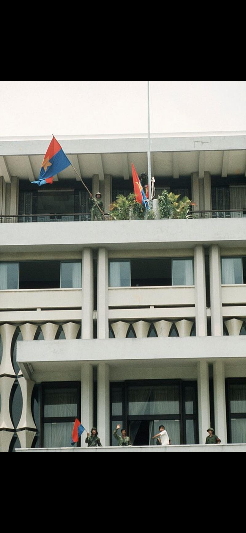 Đại thắng mùa Xuân 1975 – Ngày non sông thống nhất