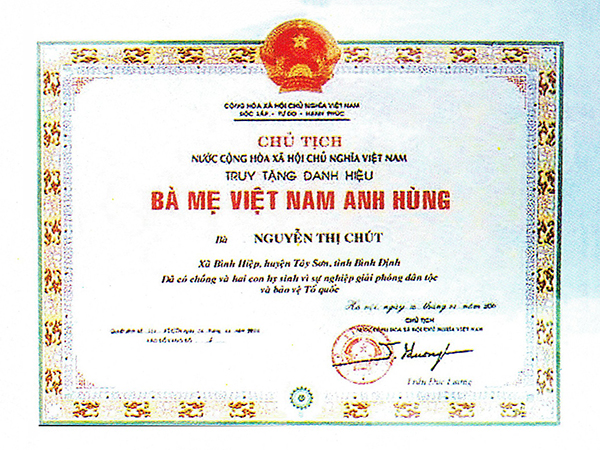 Mẹ Việt Nam Anh hùng Nguyễn Thị Chút