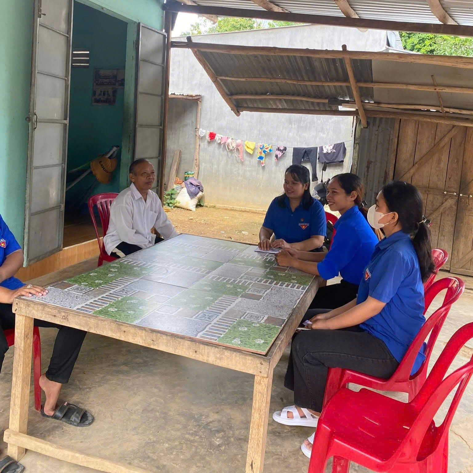 Từ tuổi thơ theo cha làm cách mạng đến năm 15 tuổi bước vào chiến trường Tây Nguyên – Theo dấu chân cha giữa đại ngàn Tây Nguyên