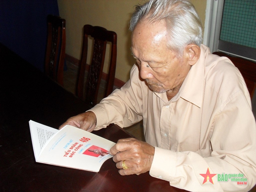 Người Lặng Lẽ Giữ Lửa Niềm Tin