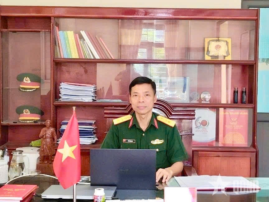 Người lặng thầm "giữ lửa"