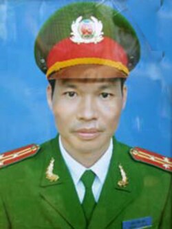Chân dung: Hứa Văn Tấn