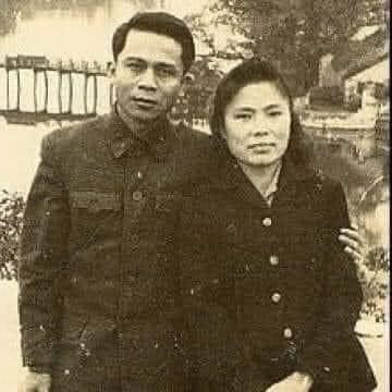MỘT ĐỜI CHỜ ĐỢI – MỘT ĐỜI THƯƠNG