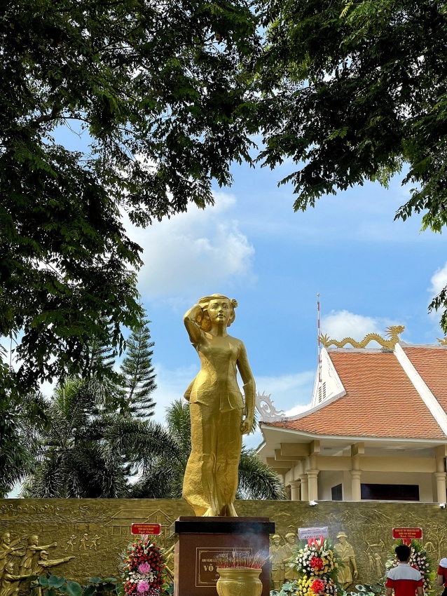 Đóa hoa bất tử – Câu chuyện về nữ anh hùng Võ Thị Sáu