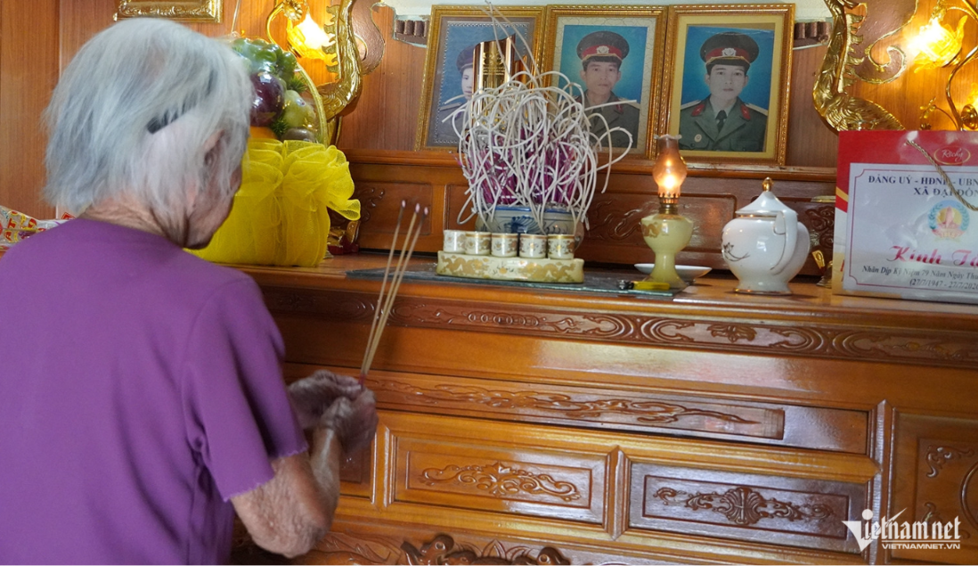 Mẹ Việt Nam Anh Hùng Nguyễn Thị Năm ( Nghệ An)