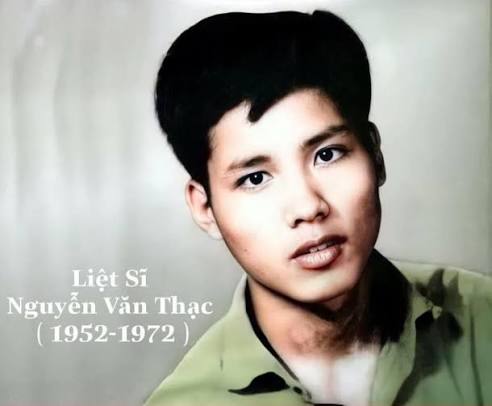 MÃI MÃI TUỔI HAI MƯƠI: KHÚC VĨ THANH TỪ THÀNH CỔ