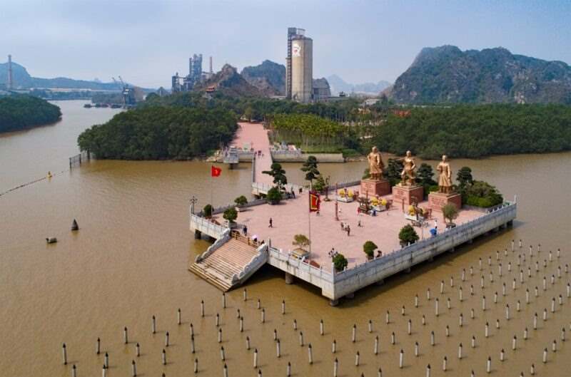 Dòng sông Bạch Đằng-Lời thề giữ nước