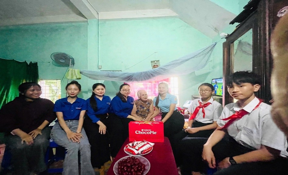 HUYỀN THOẠI SỐNG BÊN ĐỒN CŨ VIỆT AN