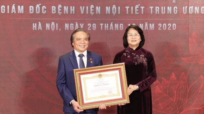 Người thầy thuốc mang kỹ thuật Việt Nam vươn ra thế giới – Câu chuyện về Anh hùng Lao động thời kỳ đổi mới Trần Ngọc Lương