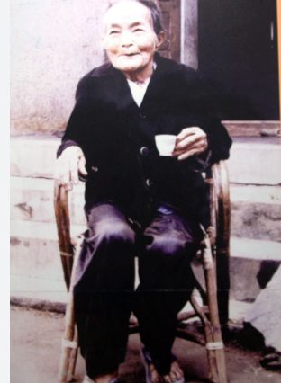 Mẹ Văn Thị Thừa
