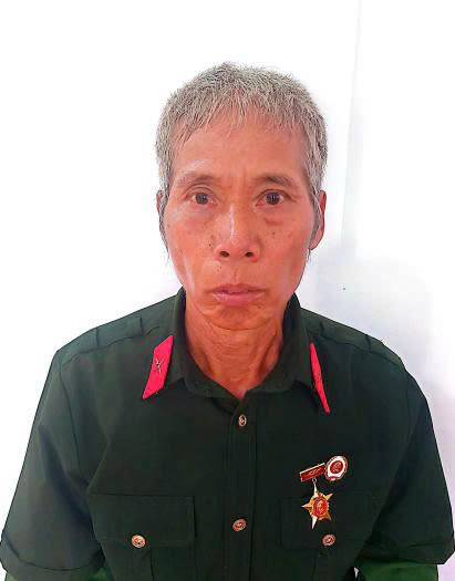 Chiến sỹ: Lù Văn Chao: Sinh tháng 3 năm 1964