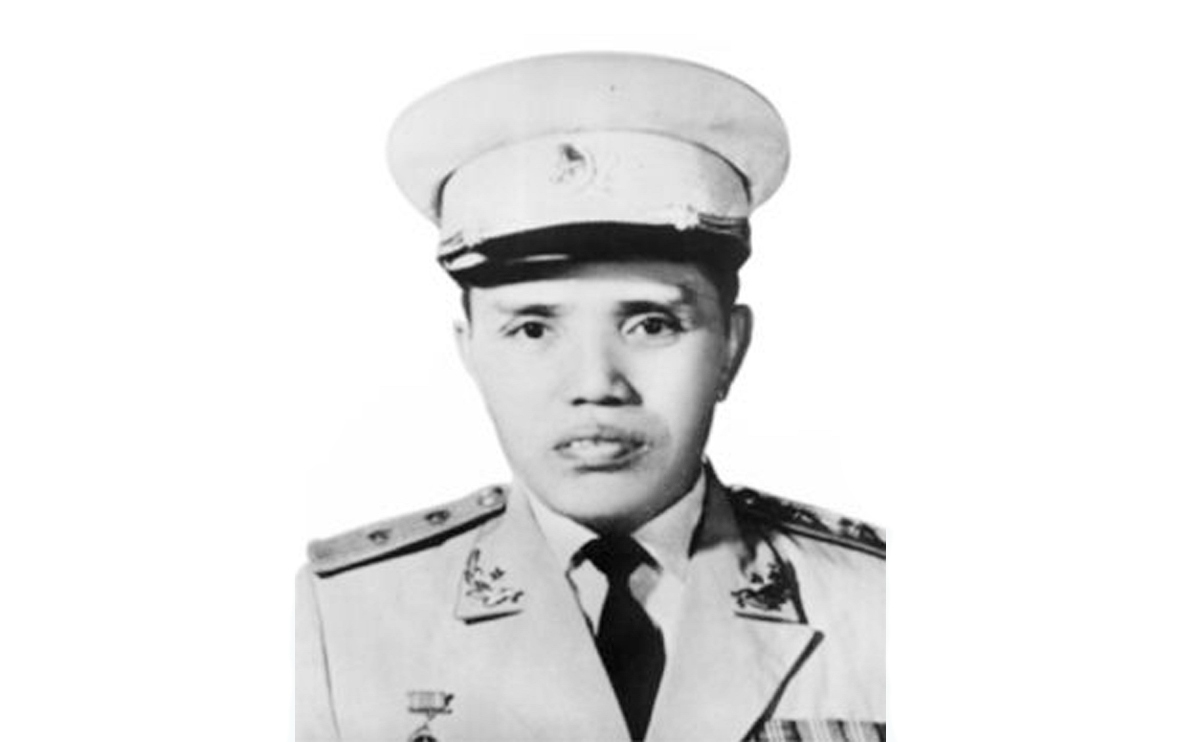 Tư liệu Lê Hiến Mai