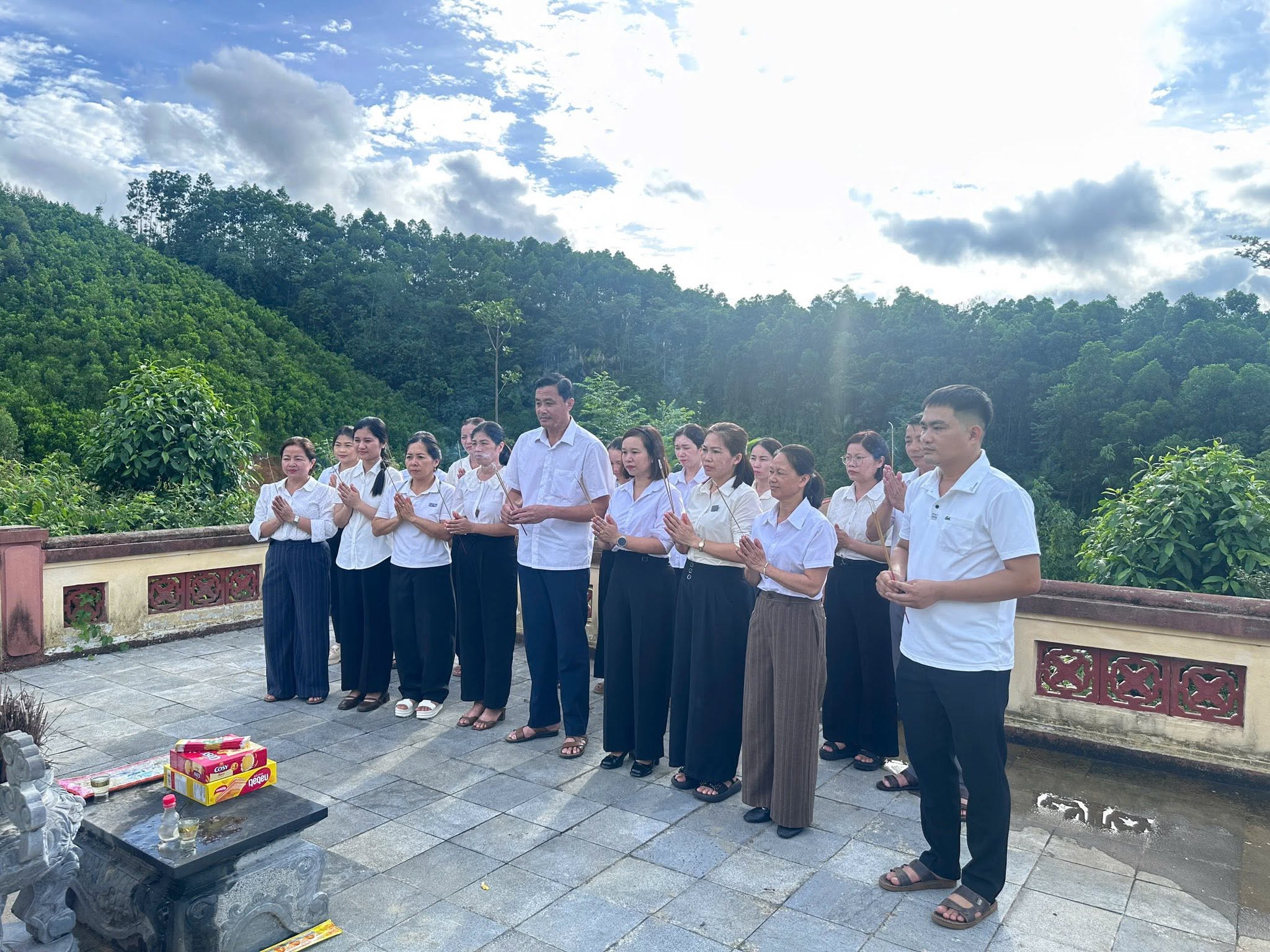 LIÊN ĐỘI THCS TRÀNG XÁ
