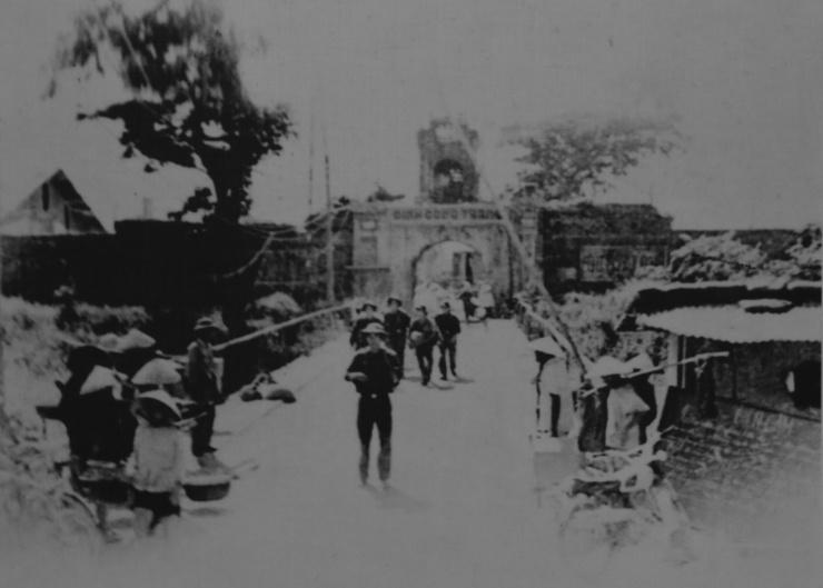 81 NGÀY ĐÊM – NHỮNG TUỔI HAI MƯƠI HÓA THÀNH BẤT TỬ