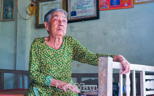 Trương Thị Huệ - Mẹ và những mùa lúa quê hương