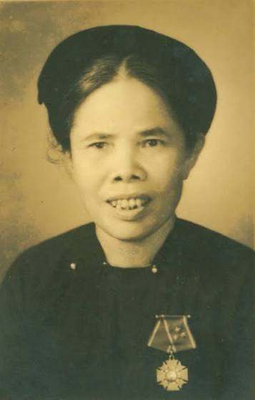 Người con gái Huế trong thời hoa lửa