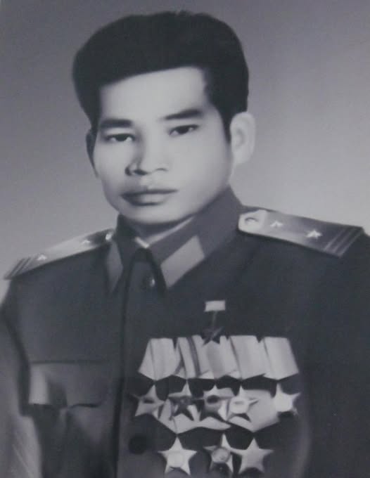 Anh Hùng Nguyễn Đình Kiệp