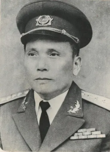 Đại tướng Chu Huy Nhân – Sáng mãi phẩm chất Bộ đội Cụ Hồ CHI ĐOÀN 10C1 STT : 04