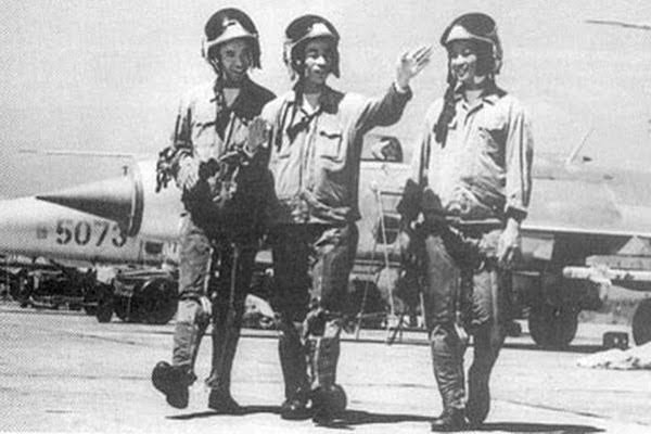 MIG-21 VÀ B-52 – NHỮNG TRẬN KHÔNG CHIẾN LỊCH SỬ - TẬP 33: PHẠM THANH NGÂN – NGƯỜI PHI CÔNG TRONG ĐÊM