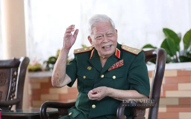 Từ "cạo trọc đầu" quyết thắng Pháp ở Điện Biên Phủ đến "bố Năm" của Trường Sĩ quan Lục quân 2