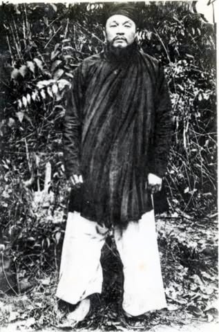 Hùm thiêng Yên Thế Hoàng Hoa Thám