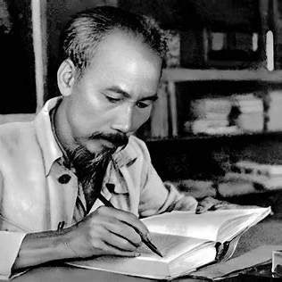 Chủ tịch Hồ Chí Minh – Anh hùng giải phóng dân tộc