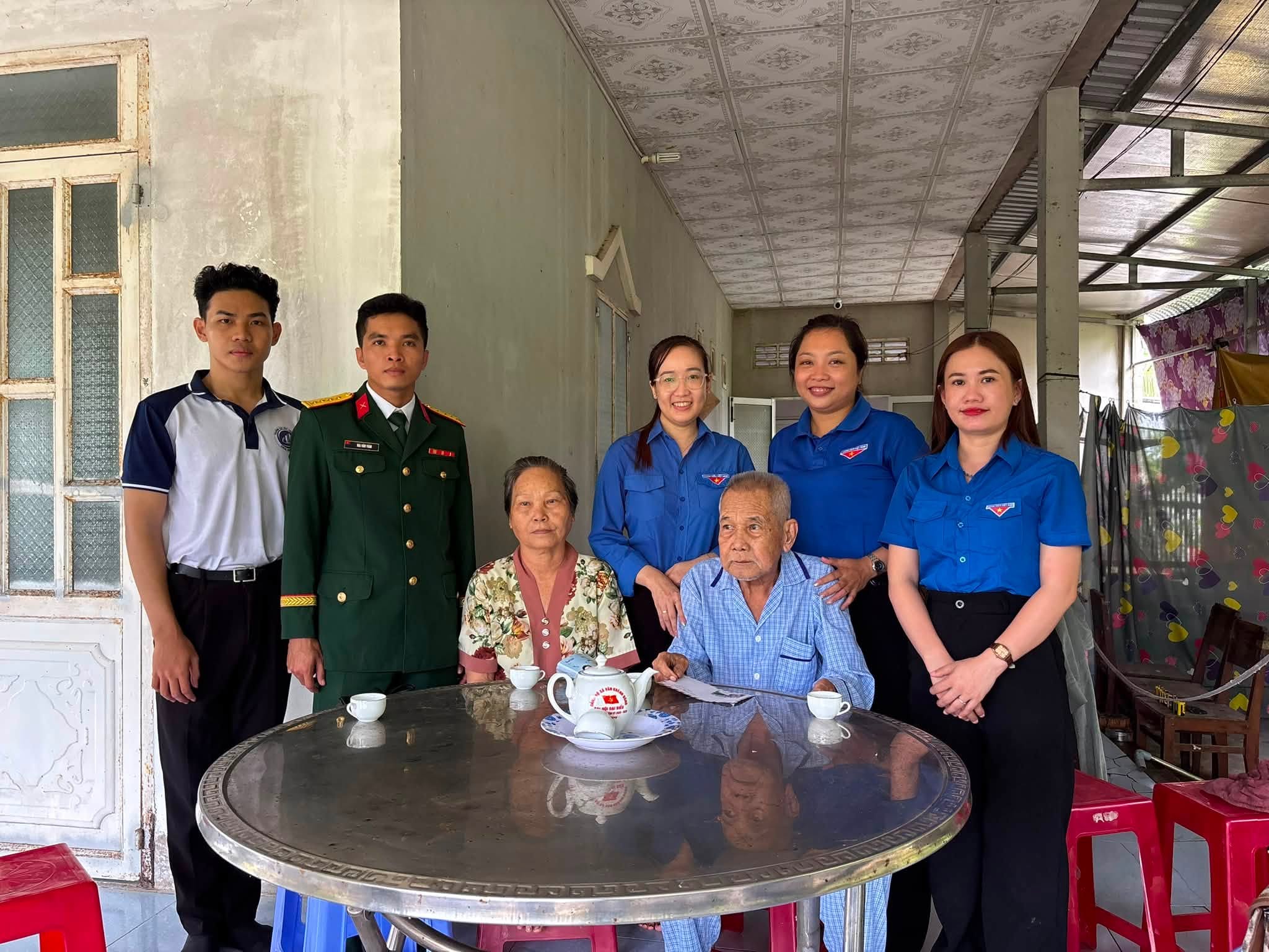 XÃ ĐOÀN VĨNH TUY PHỐI HỢP TỔ CHỨC CHƯƠNG TRÌNH VỀ ĐỊA CHỈ ĐỎ- TRI ÂN TRUYỀN THỐNG