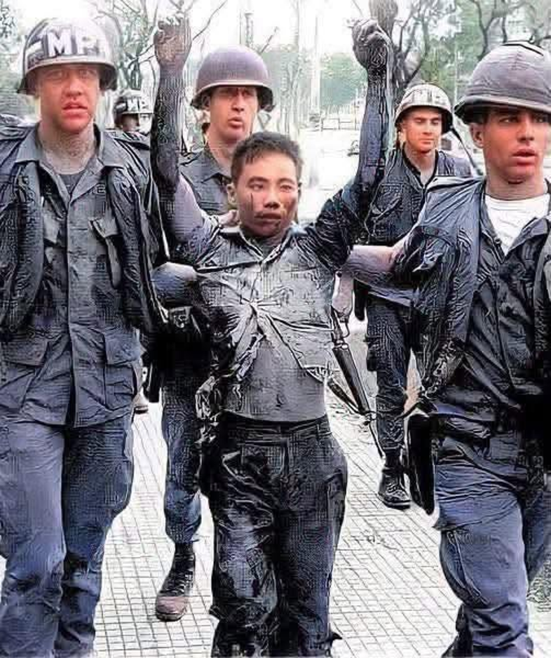 NGƯỜI CHIẾN SĨ VÔ DANH