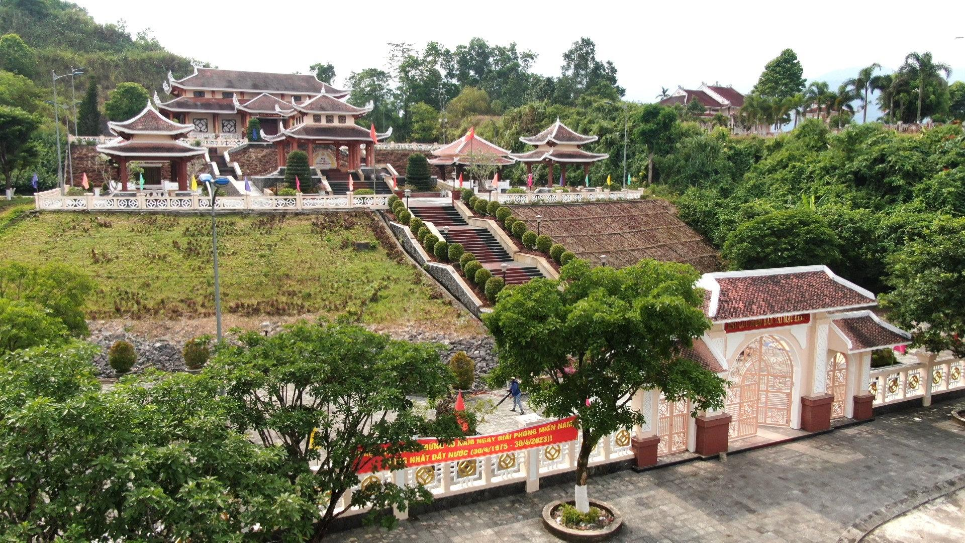 Võ Chí Công – Người lãnh đạo Khu 5 qua những năm tháng chiến tranh và con đường đi đến ngày giải phóng Quảng Nam – Đà Nẵng