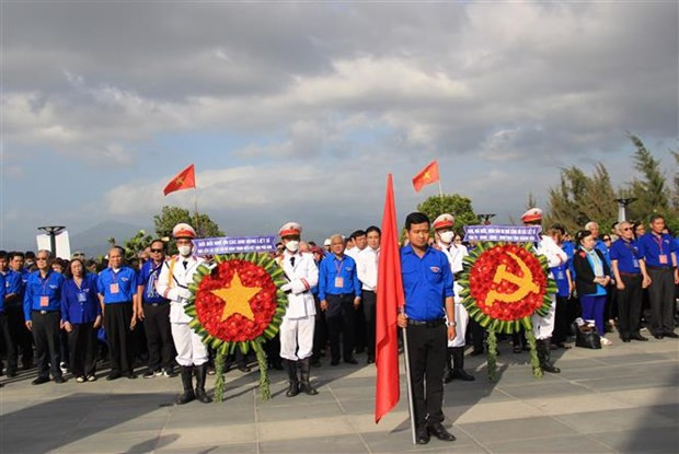 GẠC MA – VÒNG TRÒN BẤT TỬ, BẢN HÙNG CA CỦA NHỮNG NGƯỜI GIỮ BIỂN