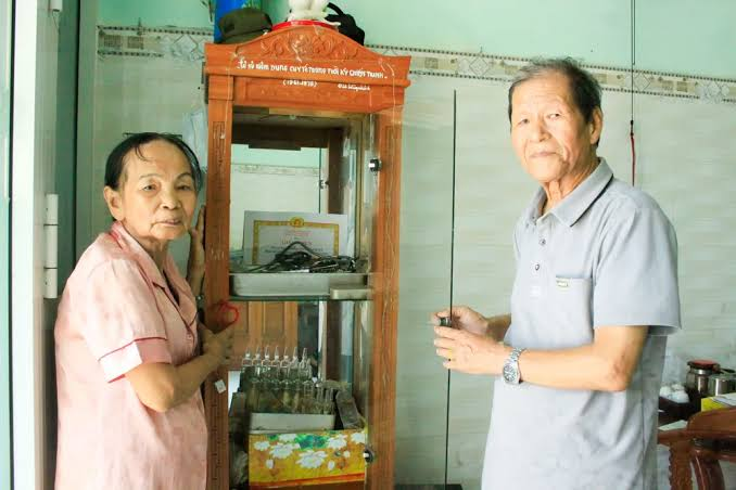 Đinh Hồng Khánh — Người thầy thuốc gìn giữ ký ức cứu người giữa chiến tranh