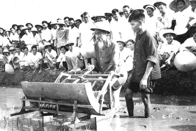 Chủ tịch Hồ Chí Minh vĩ đại