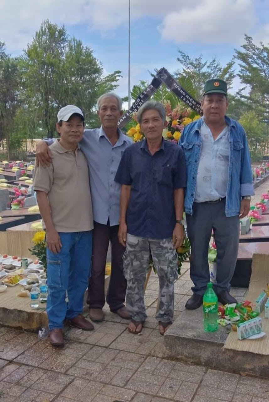 Ba Tôi: Người Chiến Sĩ Thầm Lặng Nơi Chiến Trường