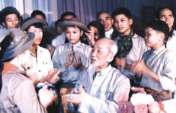 THỜI GIAN QUÝ BÁU LẮM