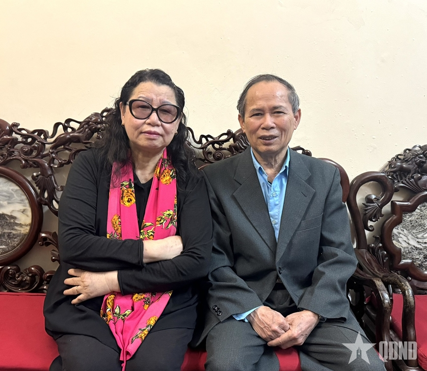 CA SINH DƯỚI LÀN PHÁO ĐỊCH