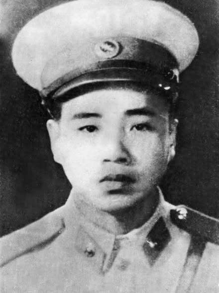 ANH HÙNG LIỆT SĨ NGUYỄN VĂN UÂN - HÌNH ẢNH BẤT TỬ TRONG LÒNG NGƯỜI DÂN THỦ ĐÔ