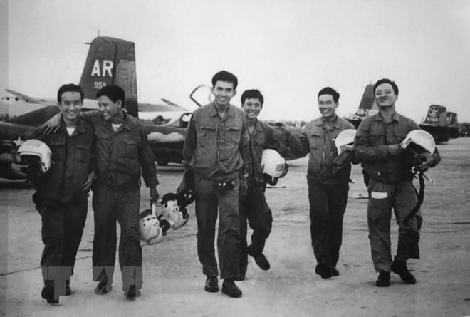 Kỳ 9: Con đường bí mật
