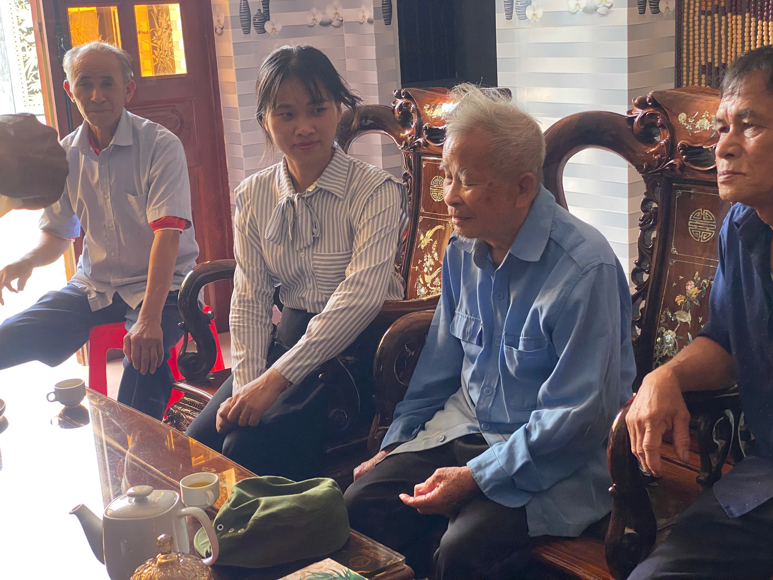 Người chiến sĩ Quân báo địa phương kiên trung