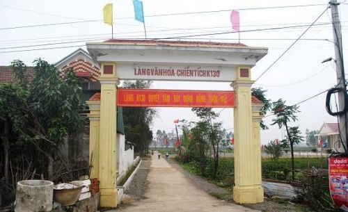 LÀNG K130 – MỘT ĐÊM MỞ ĐƯỜNG TRONG MƯA BOM