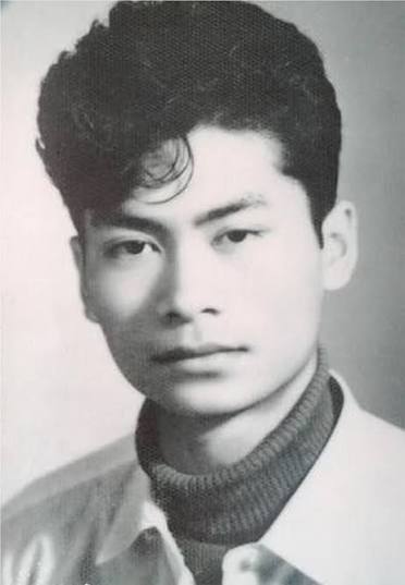 Lê Anh Xuân – Nhà thơ, người chiến sĩ và Dáng đứng Việt Nam