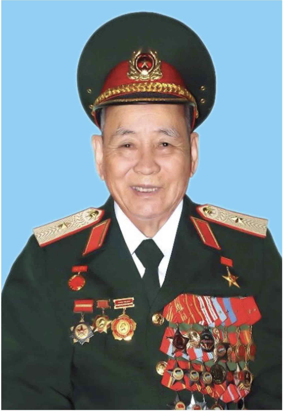 Thiếu tướng, Anh hùng Lực lượng vũ trang nhân dân Trần Đối (1933–2011) là một vị tướng dũng cảm, nguyên Tư lệnh Quân khu 4 tại Campuchia và từng giữ nhiều chức vụ chỉ huy quan trọng trong quân đội